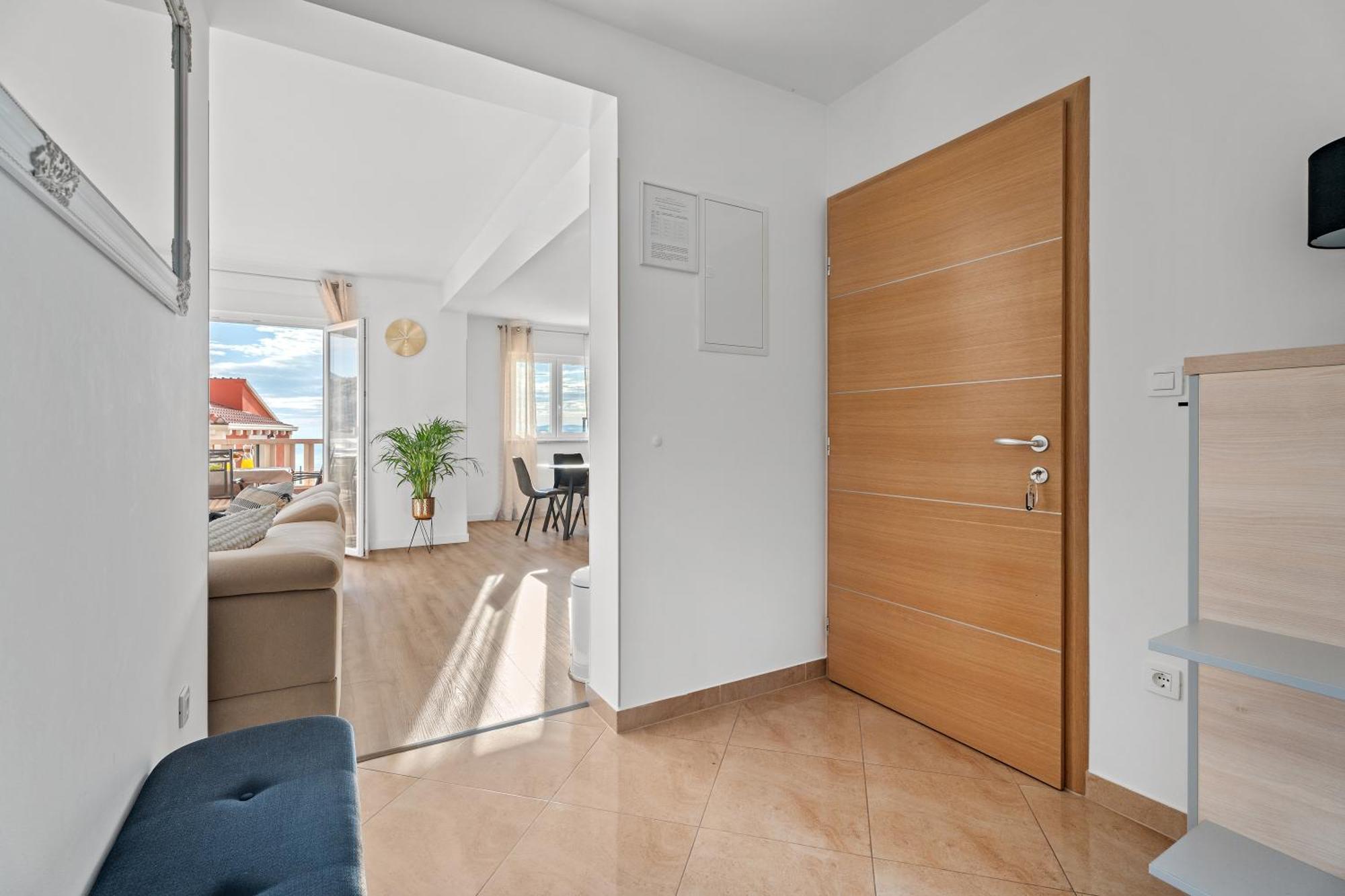 Apartments Bakota Omis Bagian luar foto
