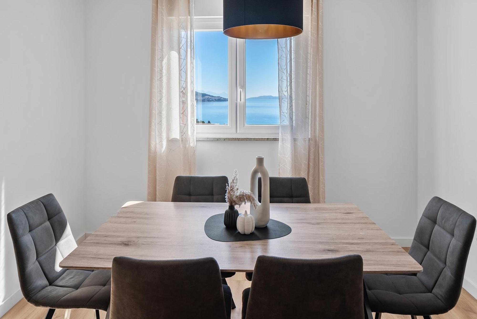 Apartments Bakota Omis Bagian luar foto